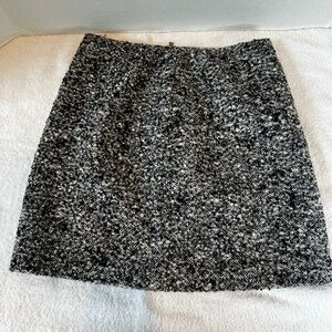 Tahari Women’s skirt